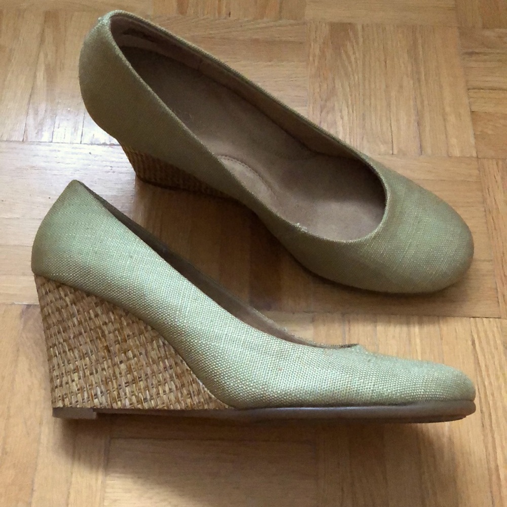 Aerosoles wedges